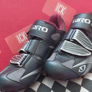 GIRO Solara Women's clip in cycling shoes for serious cyclist.